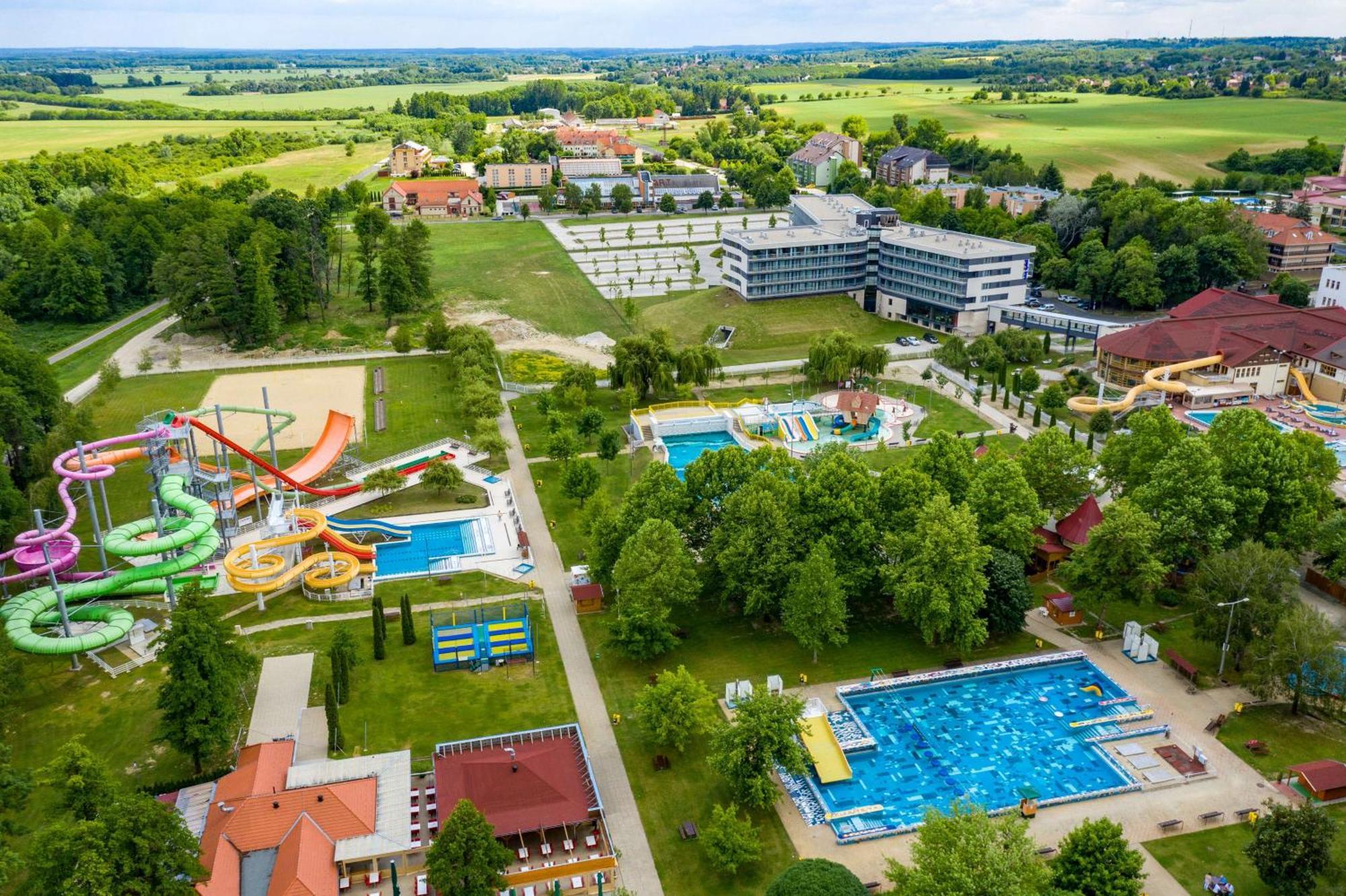 Park Inn By Radisson Zalakaros Hotel & Spa 外观 照片